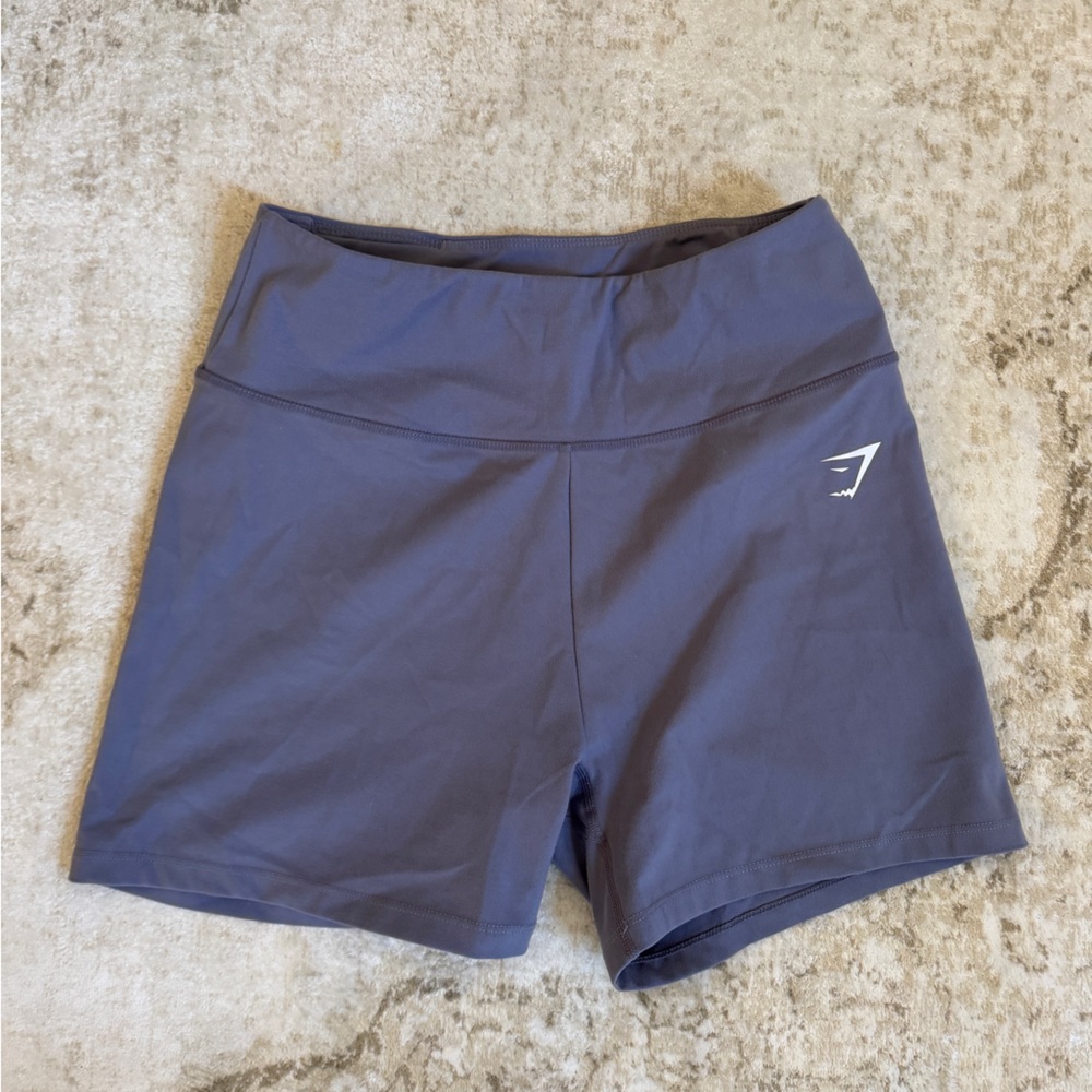 Gymshark 6’’ shorts - Medium